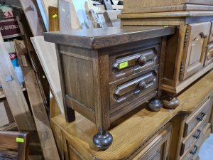 Нощни шкафчета