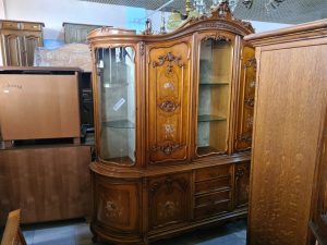 Витрина стил Луи 15