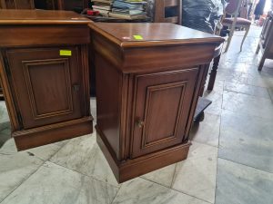 Нощни шкафчета