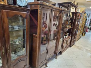 Витрина стил Луи 15