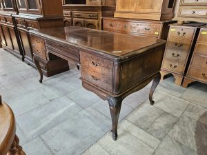 Старинно бюро стил Луи 15