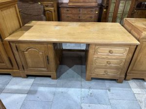 Масивно двулицево бюро