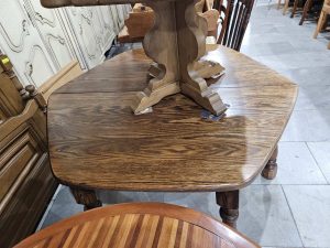 Шестоъгълна  трапезна маса