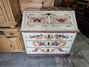 Винтидж ръчно рисувано писалище