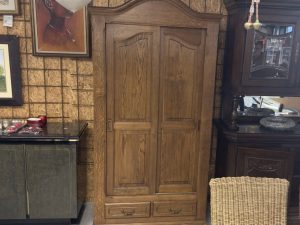 Гардероб с плъзгащи врати