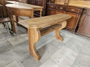 Масивна конзолна маса от дъб