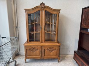 Стъклена витрина стил Луи 15