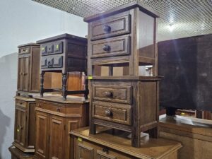 Нощни шкафчета