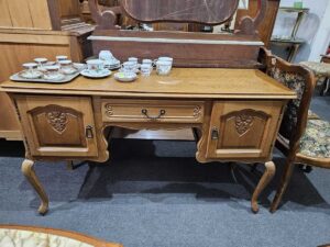 Тоалетка стил Луи 15