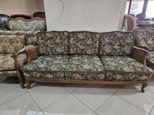 ЗАПАЗЕНО  Гарнитура стил Луи 15