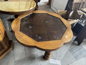 Масивна холна маса