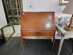 Писалище стил Луи 15