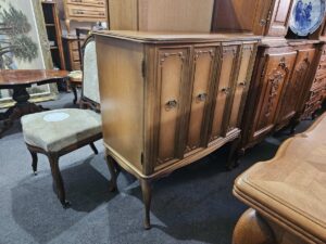 Шкаф стил Луи 15