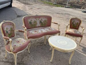 Пейка + кресла стил Луи 15