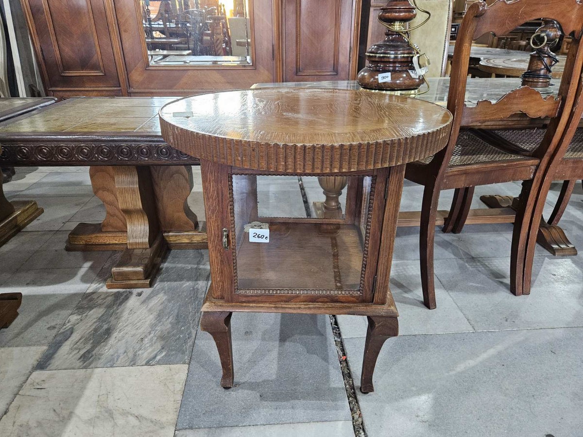 Старинна витринна масичка в стил Луи 15 - Image 2